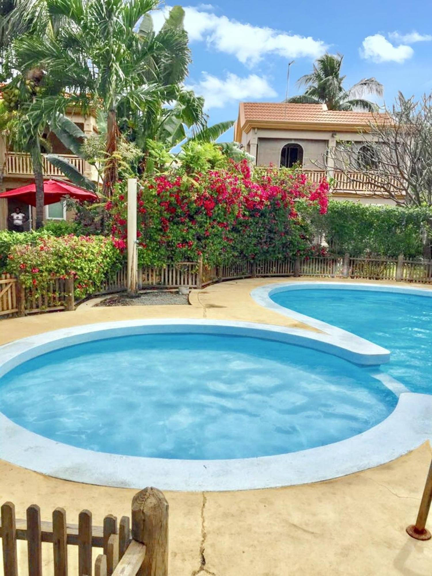 Spacious House In Flic En Flac With Shared Pool Flic en Flac Exterior foto